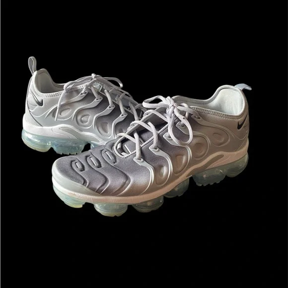 Nike Vapor max athletic running shoes men’s size 12 - Picture 2 of 4